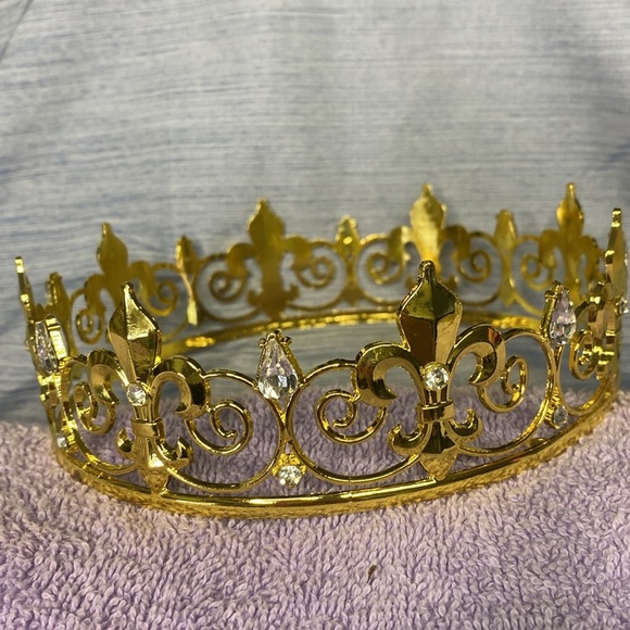Gold Tone Full Around Metal Fleur-de-Lis Tiara - Picture 6 of 8